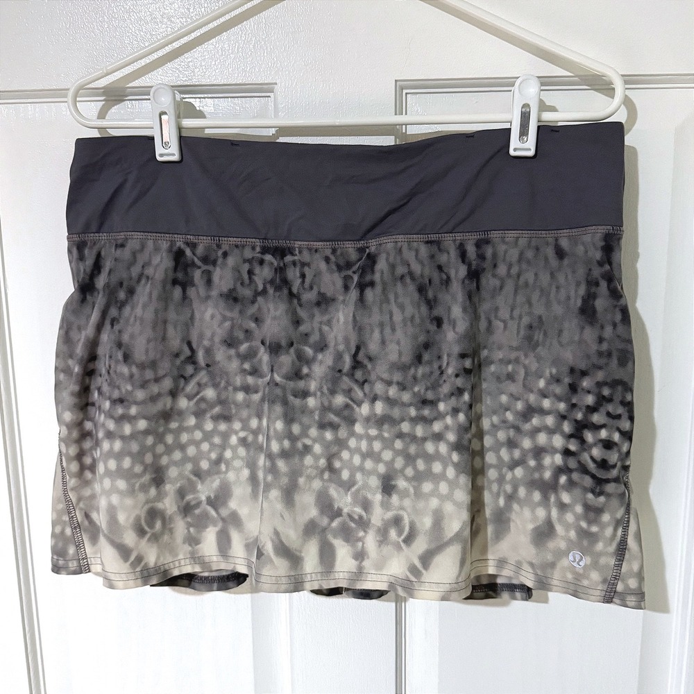 Lululemon Pace Setter Skirt Gray Dot Animal Print Pleated Running Skort Size 10